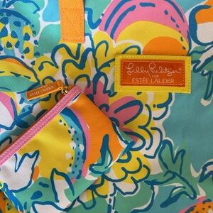 Lilly Pulitzer for Estee Lauder Bright Floral Tote Bag & Coin Purse